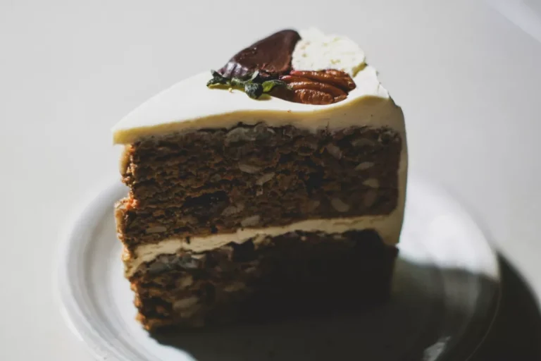 Best Anniversary Cake Flavors (That Actually Make Sense)